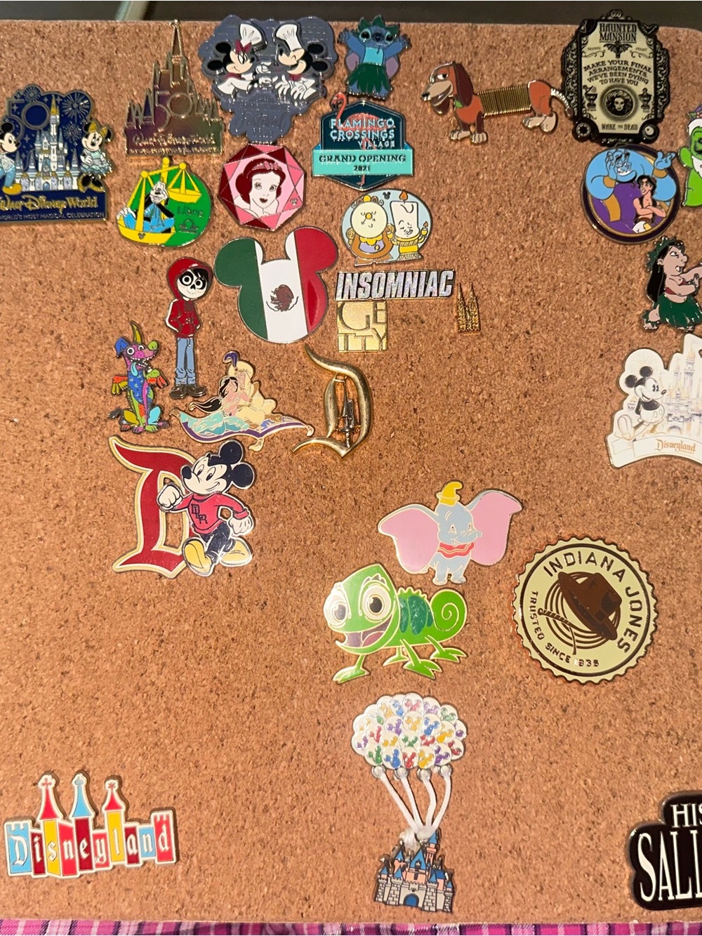 Disney Enamel Character Pin Lot – Multicolor